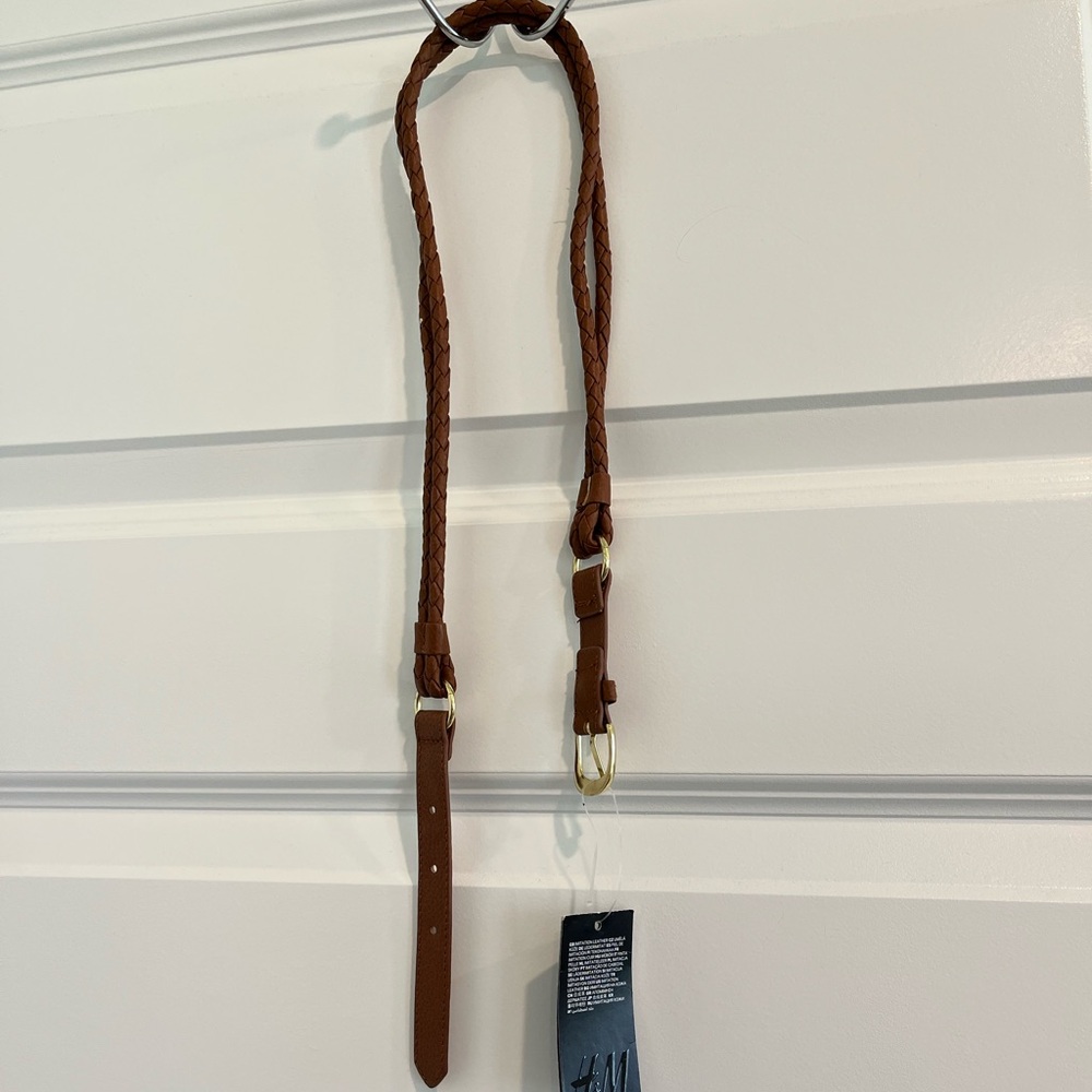 H&M tan belt.